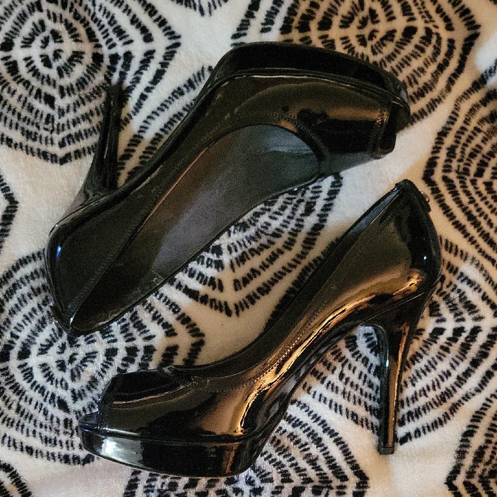 Stuart Weitzman Black Patent Leather Stiletto Heels